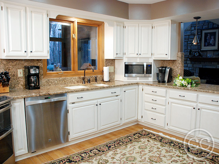 Kitchen painted with Classic Cupboards Paint. Visit www.classiccupboardspaint.com for more details.