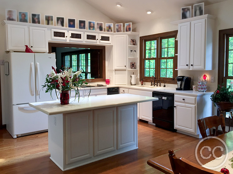 Kitchen painted with Classic Cupboards Paint. Visit www.classiccupboardspaint.com for more details.