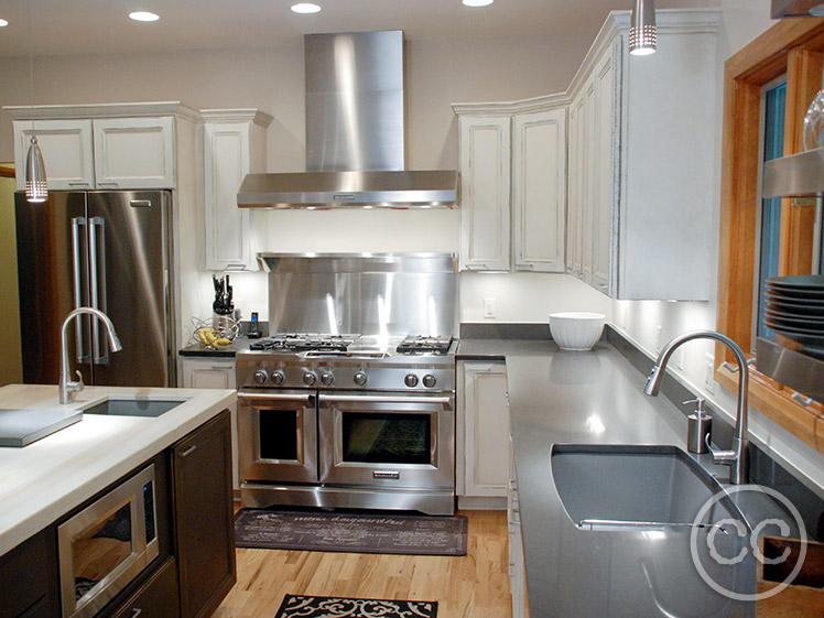 Kitchen painted with Classic Cupboards Paint. Visit www.classiccupboardspaint.com for more details.