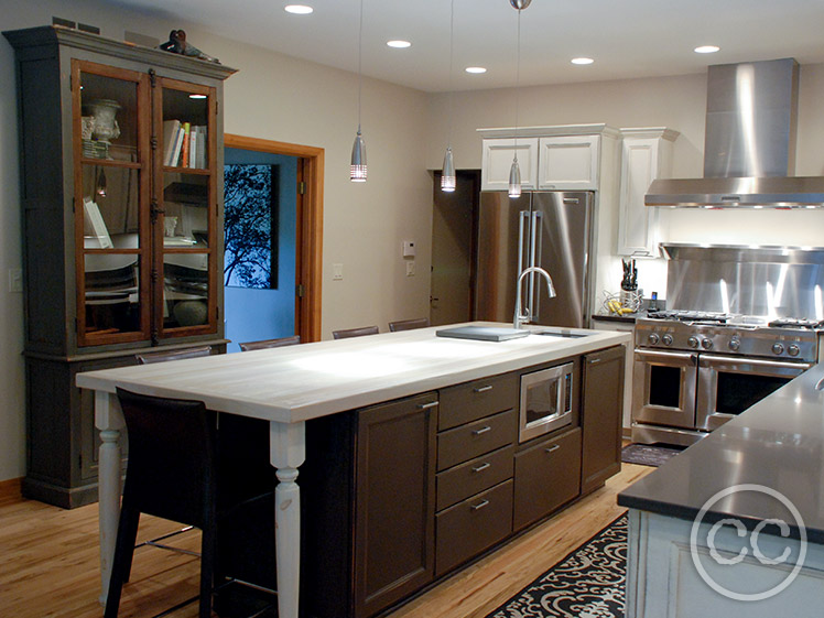 Kitchen painted with Classic Cupboards Paint. Visit www.classiccupboardspaint.com for more details.