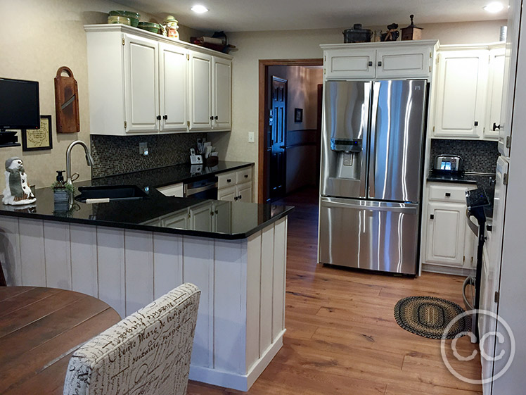 Kitchen painted with Classic Cupboards Paint. Visit www.classiccupboardspaint.com for more details.