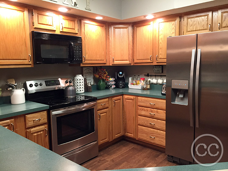 Kitchen painted with Classic Cupboards Paint. Visit www.classiccupboardspaint.com for more details.