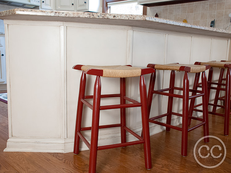 Kitchen painted with Classic Cupboards Paint. Visit www.classiccupboardspaint.com for more details.