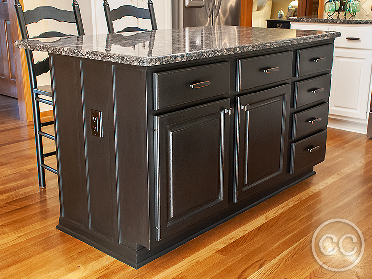 Kitchen painted with Classic Cupboards Paint. Visit www.classiccupboardspaint.com for more details.