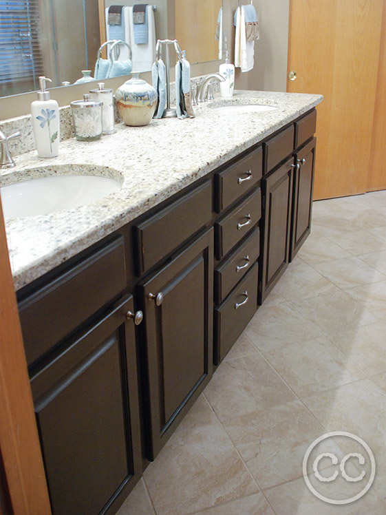 Kitchen painted with Classic Cupboards Paint. Visit www.classiccupboardspaint.com for more details.