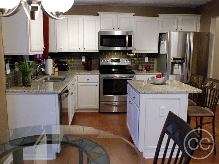 Kitchen painted with Classic Cupboards Paint. Visit www.classiccupboardspaint.com for more details.