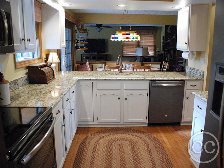 Kitchen painted with Classic Cupboards Paint. Visit www.classiccupboardspaint.com for more details.