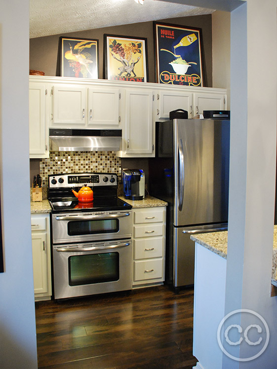 Kitchen painted with Classic Cupboards Paint. Visit www.classiccupboardspaint.com for more details.