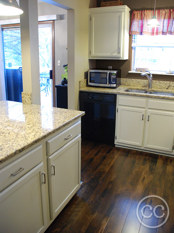 Kitchen painted with Classic Cupboards Paint. Visit www.classiccupboardspaint.com for more details.