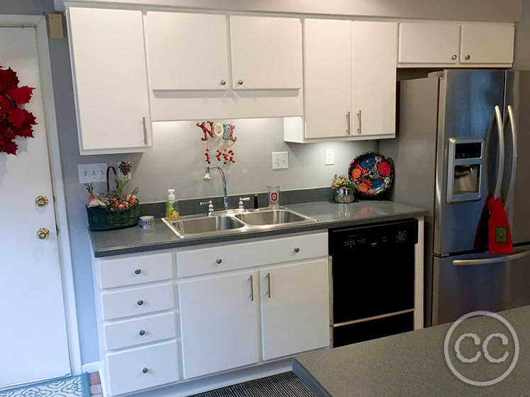 Kitchen painted with Classic Cupboards Paint. Visit www.classiccupboardspaint.com for more details.